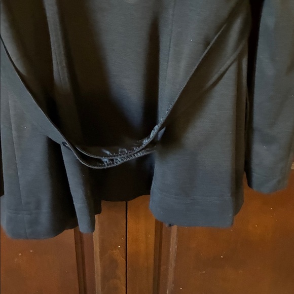 Chic Black Trench Coat - Picture 7 of 7